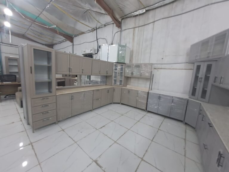 مطابخ ألمنيوم حديثة